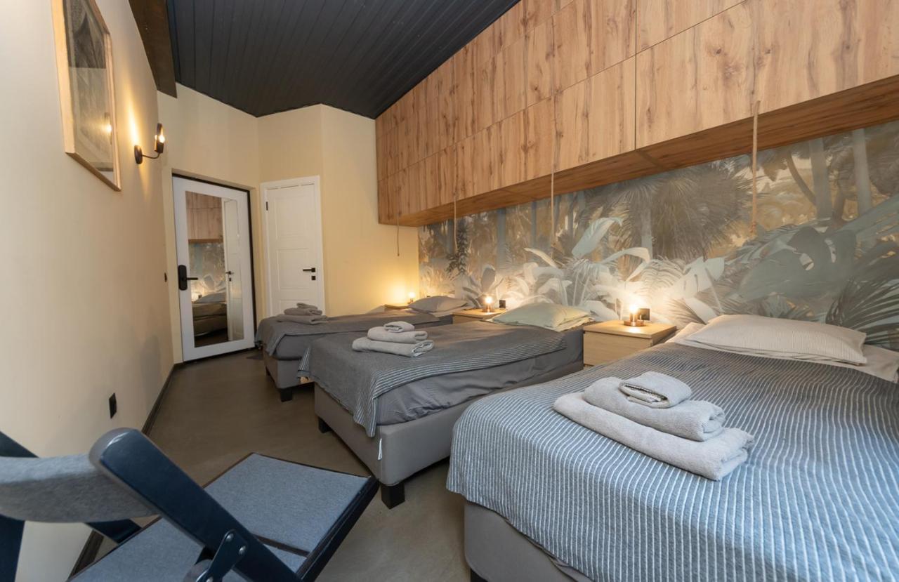 Apart Hotel On Zoloti Vorota Киев Экстерьер фото